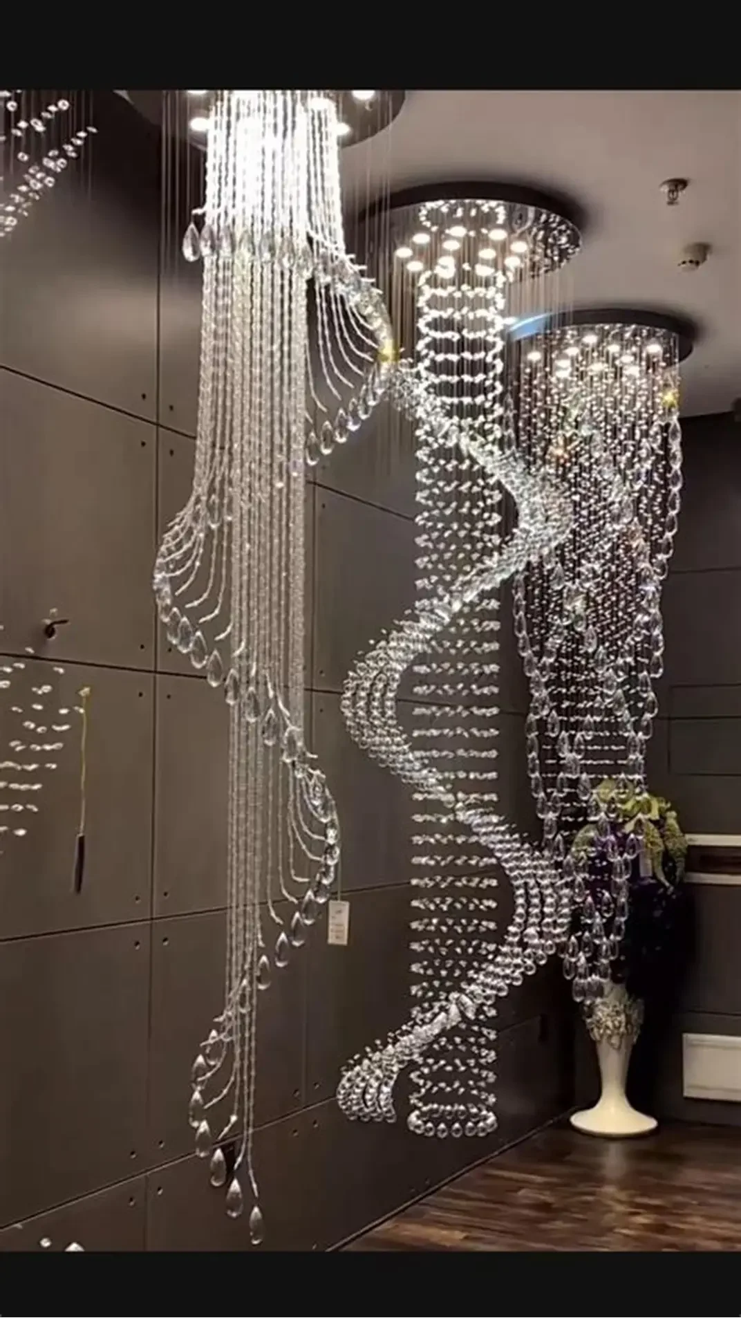 LUXURY LIGHT - Image 3