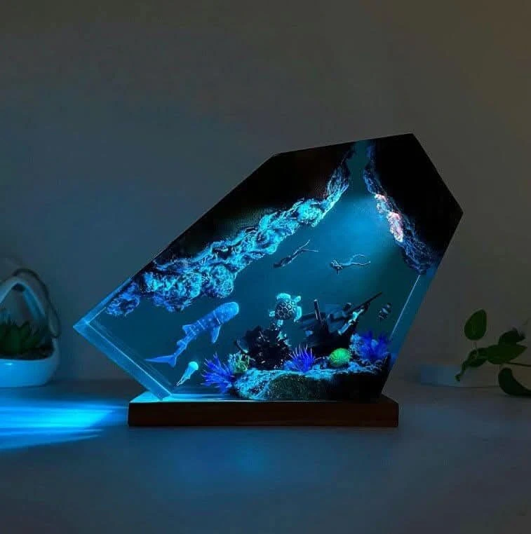 Resin art LED ocean décor lamp with a modern deep-sea theme 🌊 - Image 5