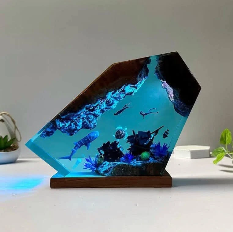 Resin art LED ocean décor lamp with a modern deep-sea theme 🌊 - Image 4